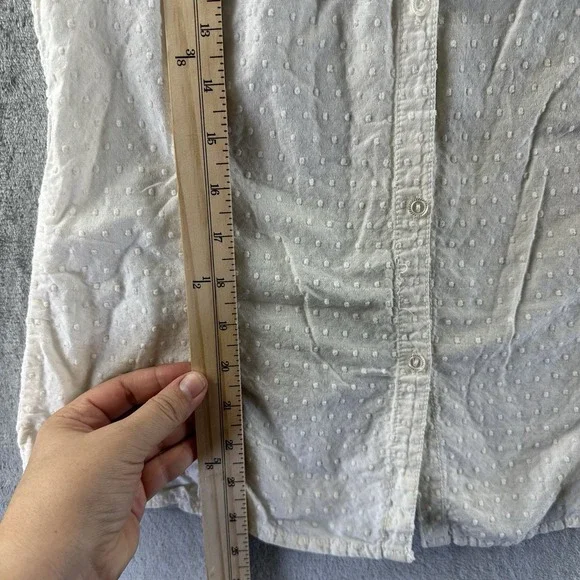 Merona Button Down Shirt Women's S White Subtle Textured Polka Dot Pattern - Picture 6 of 8